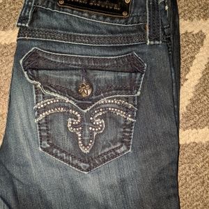 Rock Revival size 30x31.5.